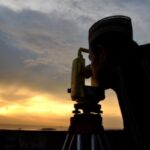 PEMANTAUAN hilal atau bulan muda untuk menentukan awal bulan Ramadan.(Foto: Antara)